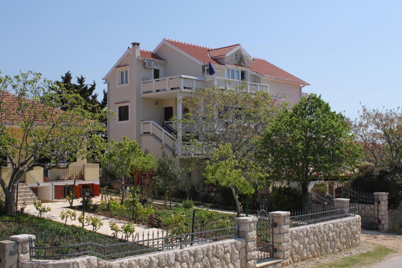 Apartments With A Parking Space Vrsi - Mulo, Zadar - 3276 Kültér fotó